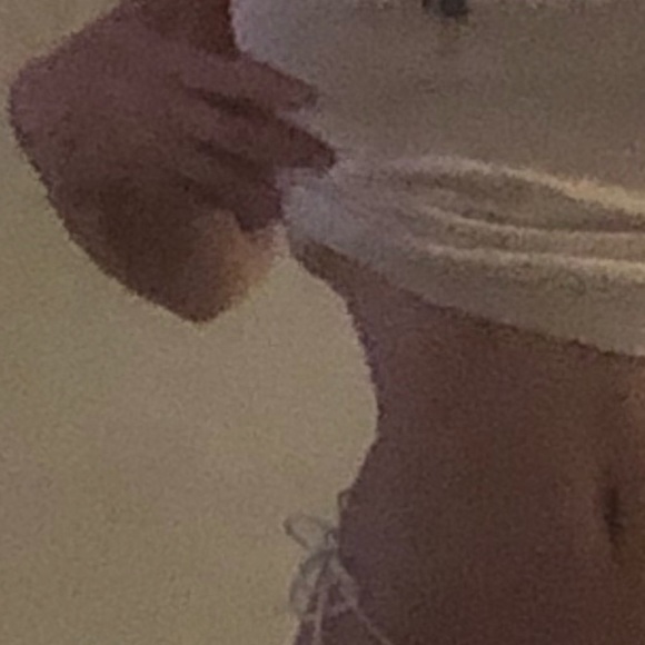 Meet your Posher, Joyce - Picture 1 of 1